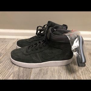 Nike Vandal High John Elliot Anthracite Mens size 8, dark gray, never worn!